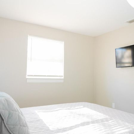 University Serenity Suites Tampa Ngoại thất bức ảnh