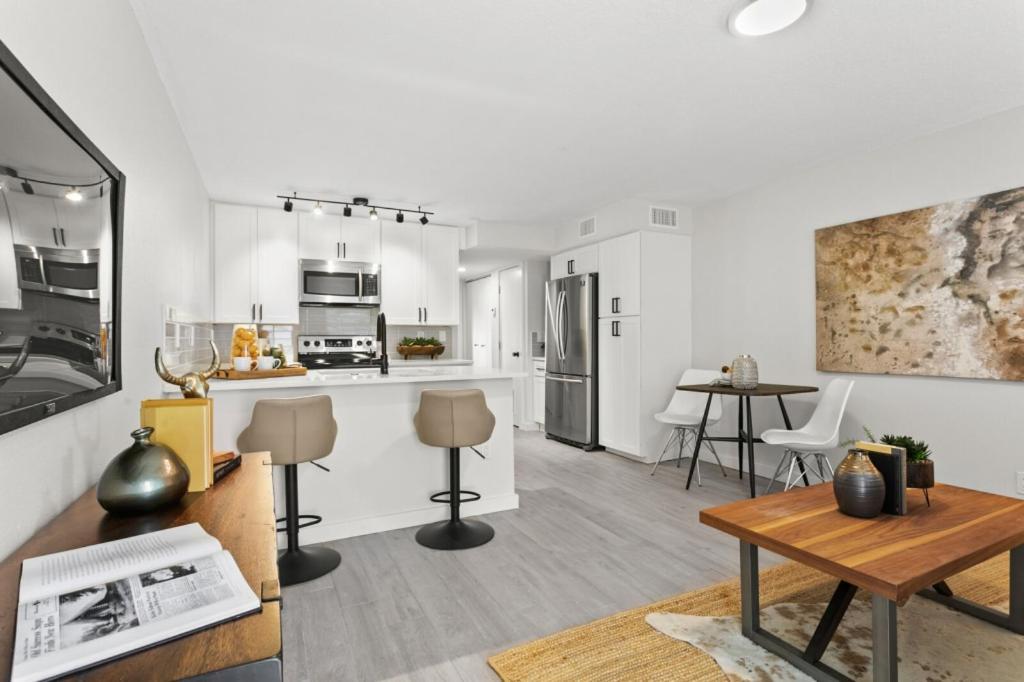 University Serenity Suites Tampa Ngoại thất bức ảnh