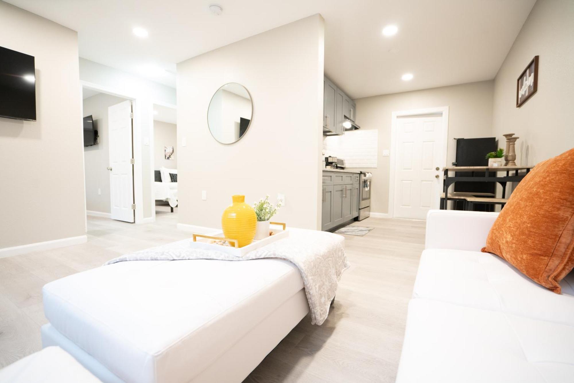 University Serenity Suites Tampa Ngoại thất bức ảnh